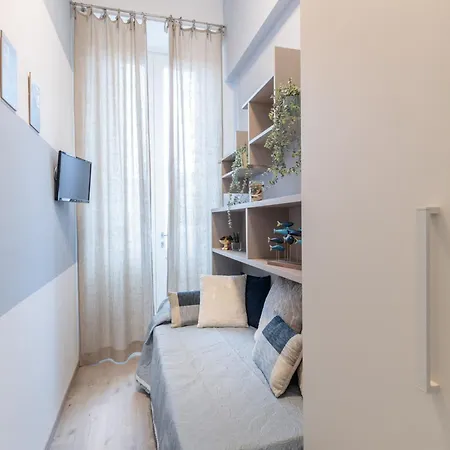 In Near Versilia Daire